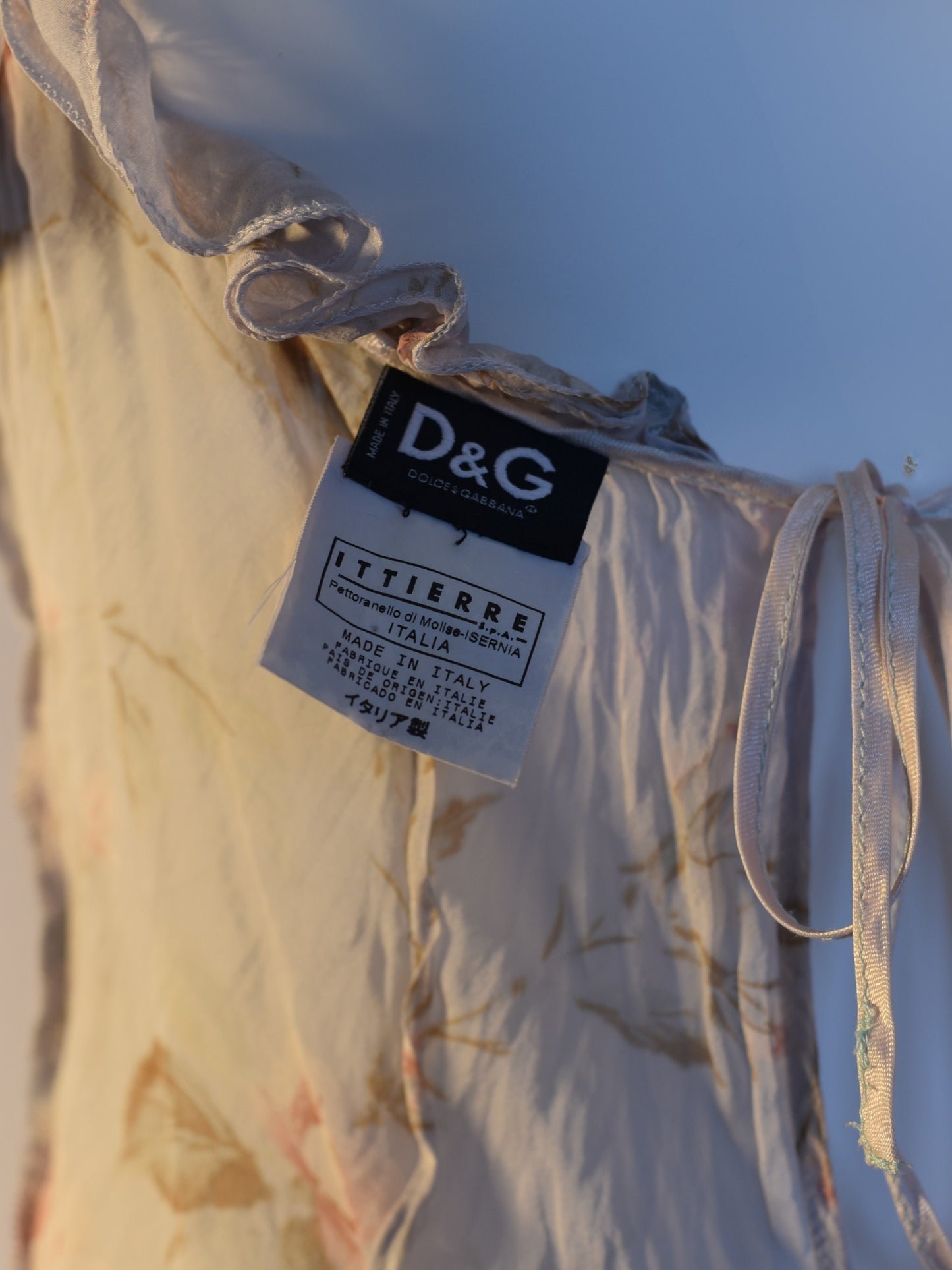 Close up of D&G tag on Silk Floral Tank Top – S/S 2004 Runway.